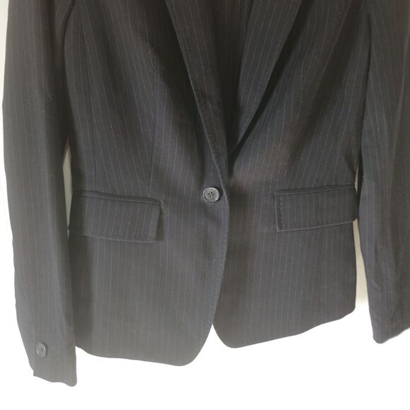 Banana Republic Pinstripe Skirt Suit Set 2P Petite Blazer & Skirt Gray Classic - Picture 2 of 16